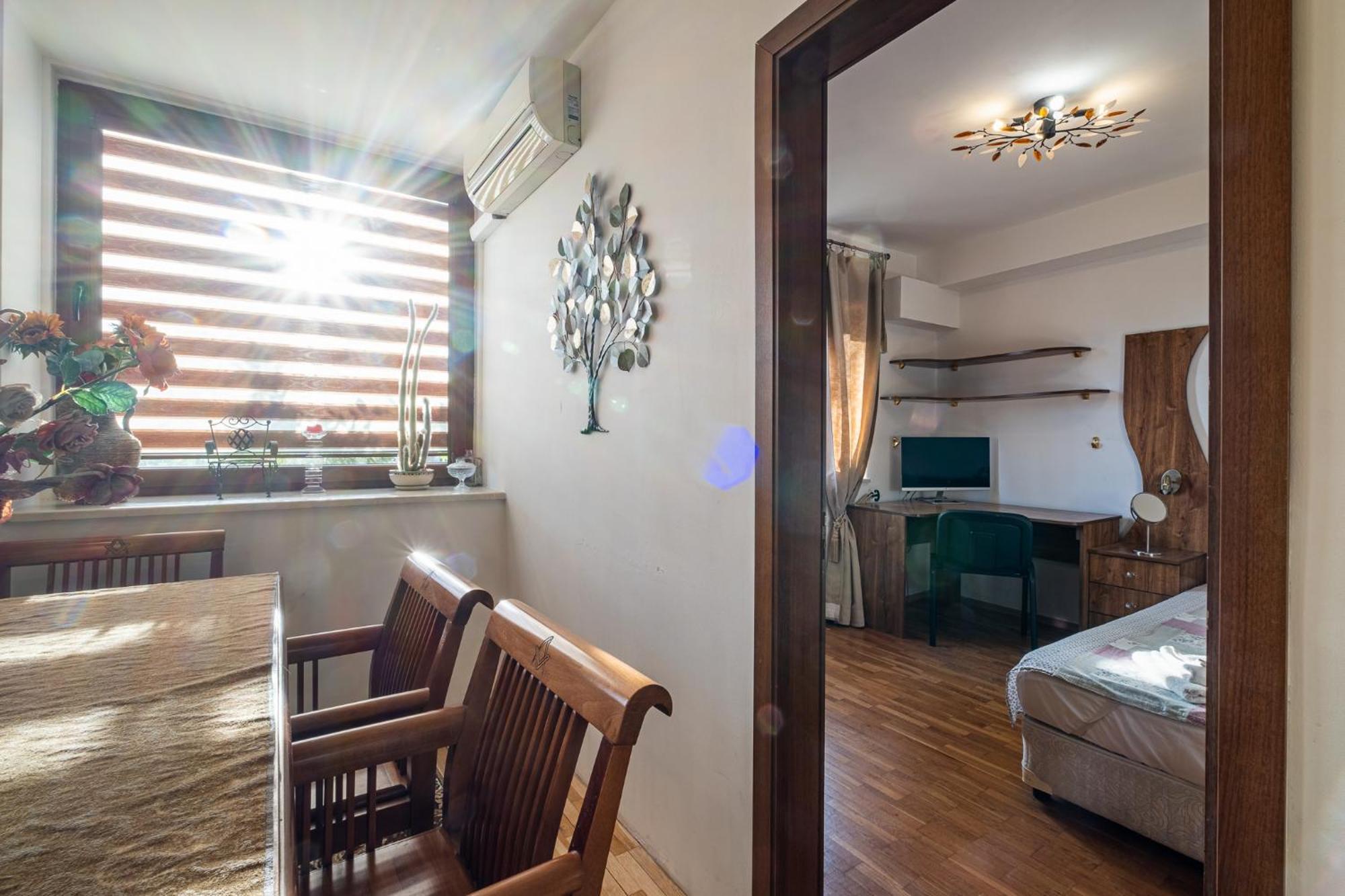Roman Thermae 2Bdrm Sunny Apartment Varna Exterior photo